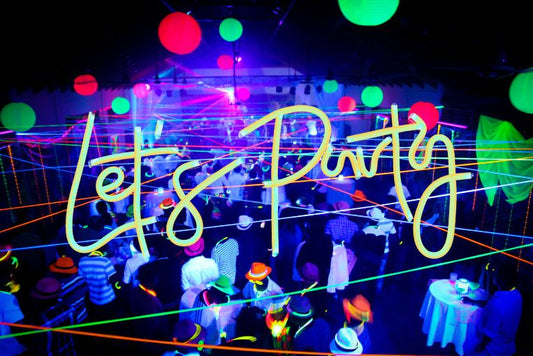 The Complete Guide To Hosting A Neon Party For Teens That Really Glows!